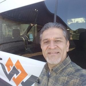 Meet your Posher, Robert